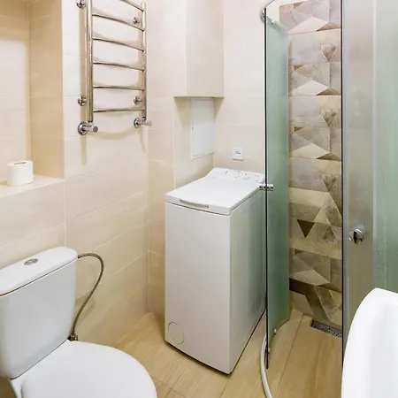 Lva Apartament *